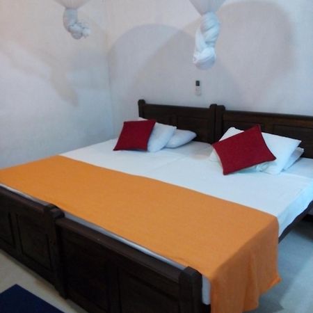 Waterway Garden Villa Polonnaruwa Bagian luar foto